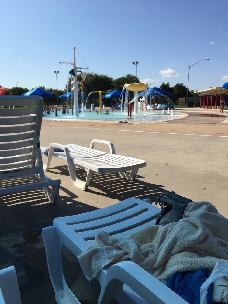 Earlywine Family Aquatic Center